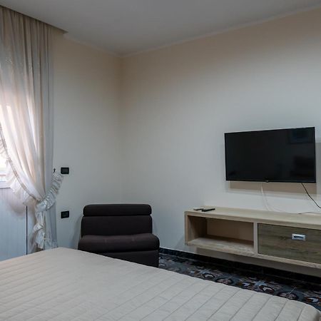 Royal Aparthotel Vlora Kültér fotó