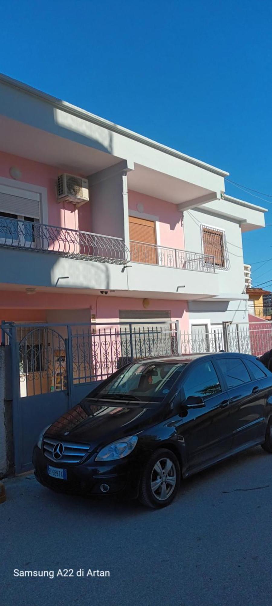 Royal Aparthotel Vlora Kültér fotó