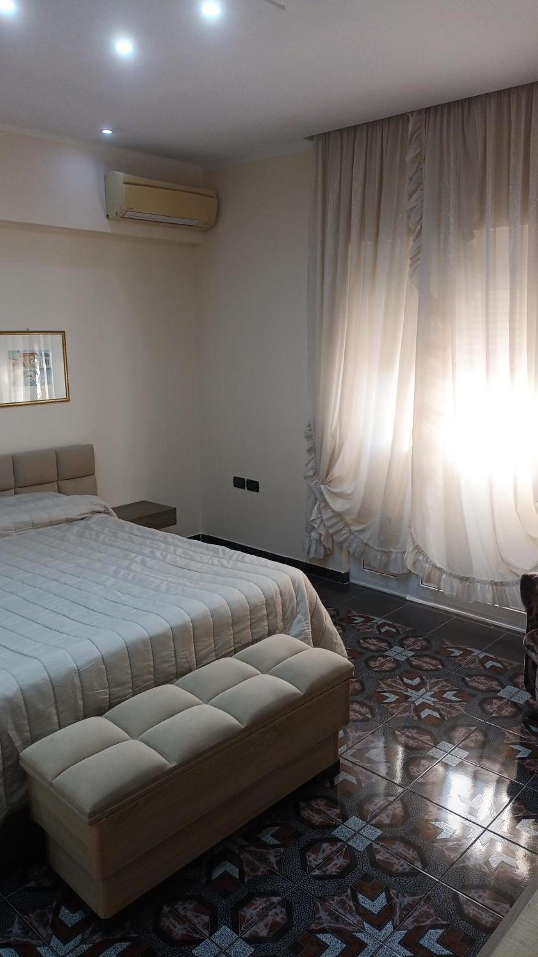 Royal Aparthotel Vlora Kültér fotó